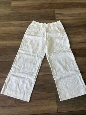 Lilly Pulitzer White Linen Pants with seashell design. NEVER WORN.